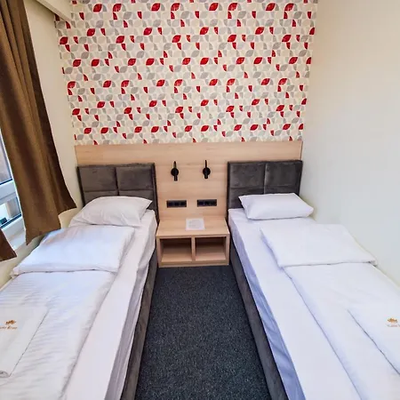 Hotel Zlatna Kruna 4*