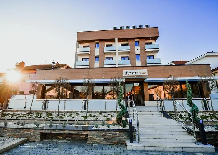Zlatna Kruna Hotel 4*