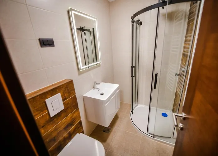 Hotel Zlatna Kruna 4*