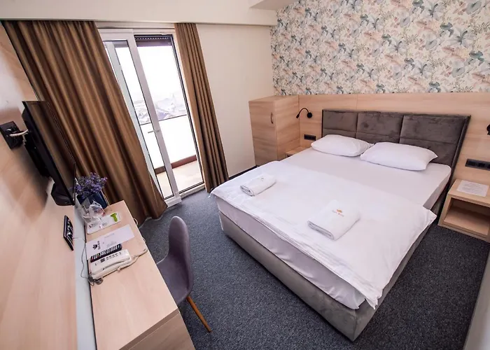 Hotel Zlatna Kruna 4*