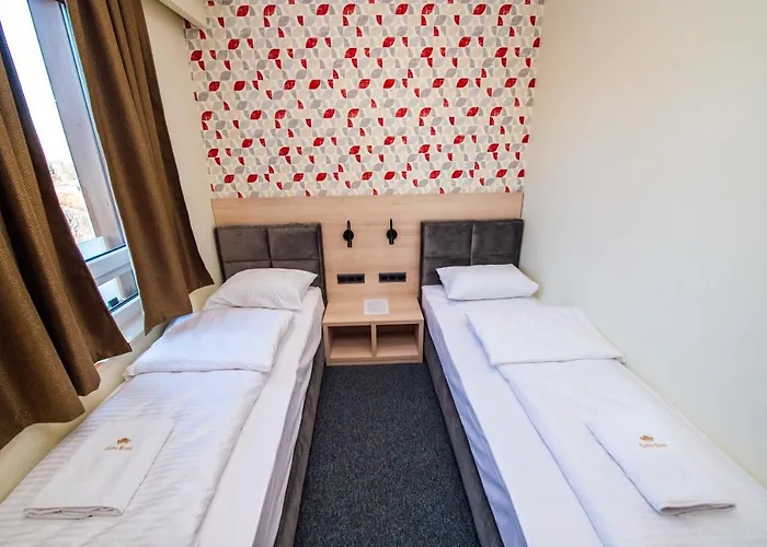 Hotel Zlatna Kruna 4*