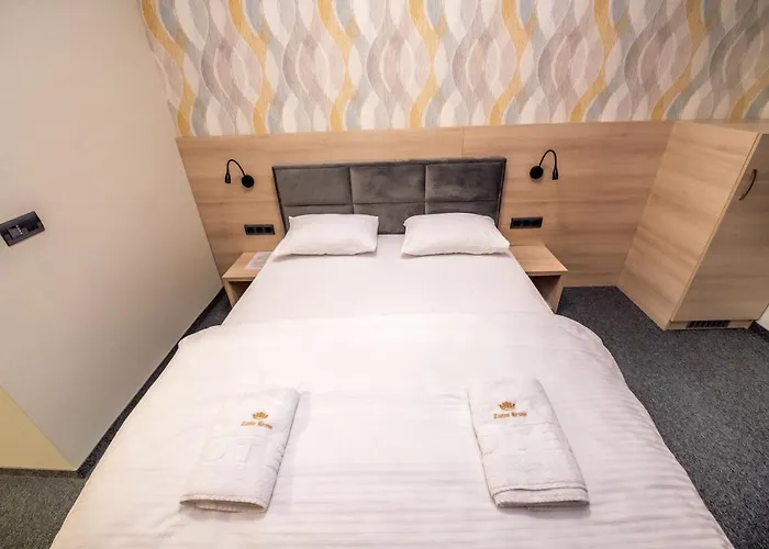 Hotel Zlatna Kruna 4*